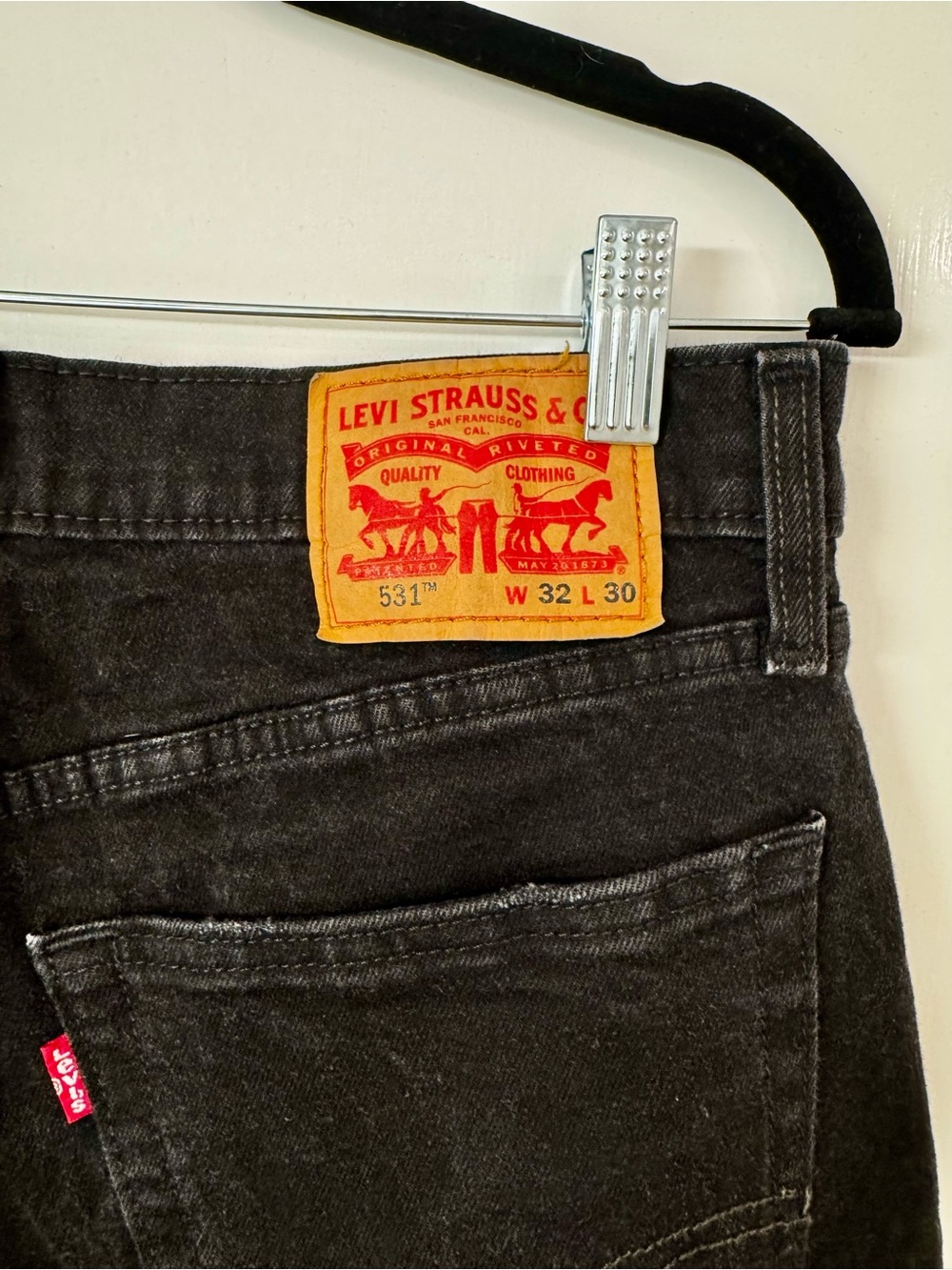 Levi's 531 32x30 Black Stretch Athletic Slim Distressed Jeans - Picture 4 of 11